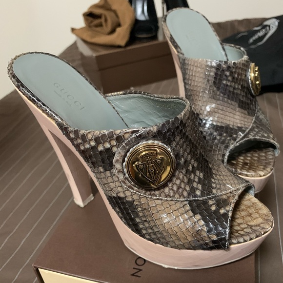 Vintage Gucci Python Clogs - Picture 5 of 5